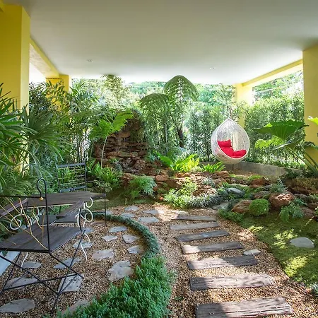 Tl Residence